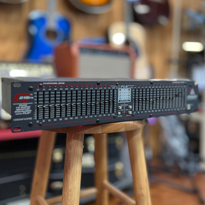 AS -IS Used Peavey Q215FX Stereo 15-band EQ (Broken Gain Slider But It Works)