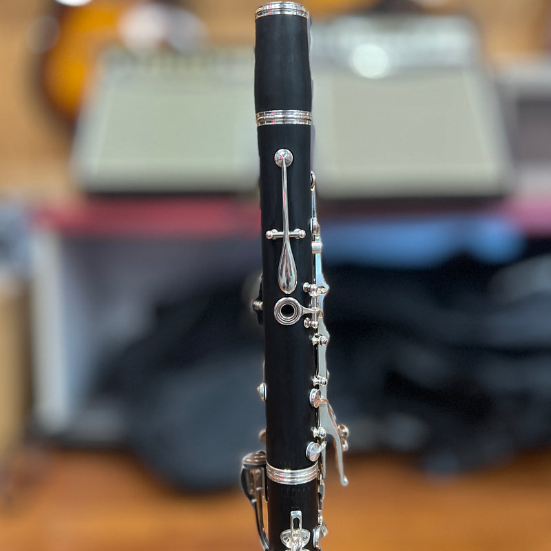 CERTIFIED USED Buffet International E11 Intermediate Wood Clarinet Outfit, Germany