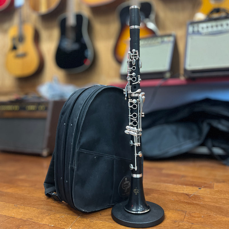 CERTIFIED USED Buffet International E11 Intermediate Wood Clarinet Outfit, Germany
