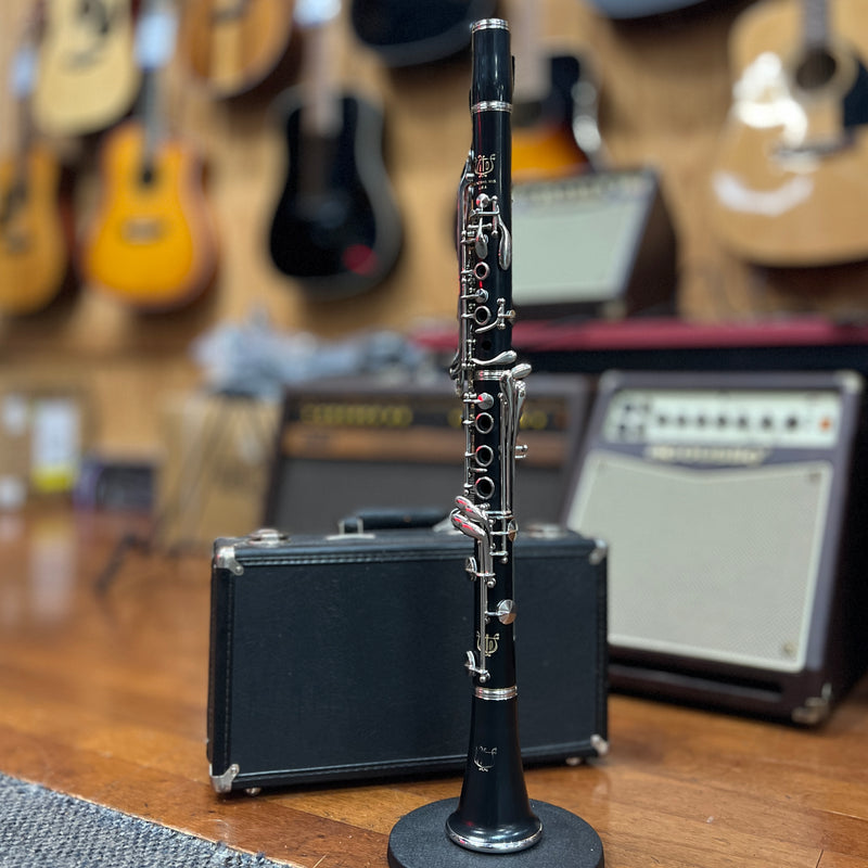 CERTIFIED USED Vito Clarinet Outfit, Made in USA - Serial A03629