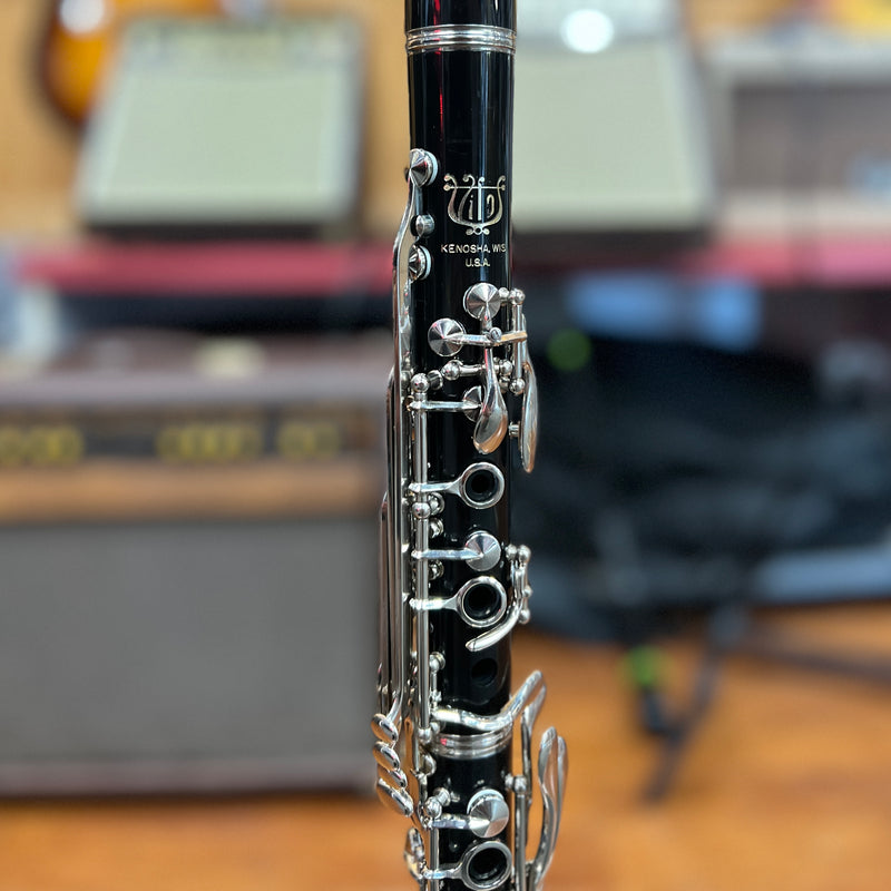 CERTIFIED USED Vito Student Clarinet Outfit, Made in USA - Serial C76574