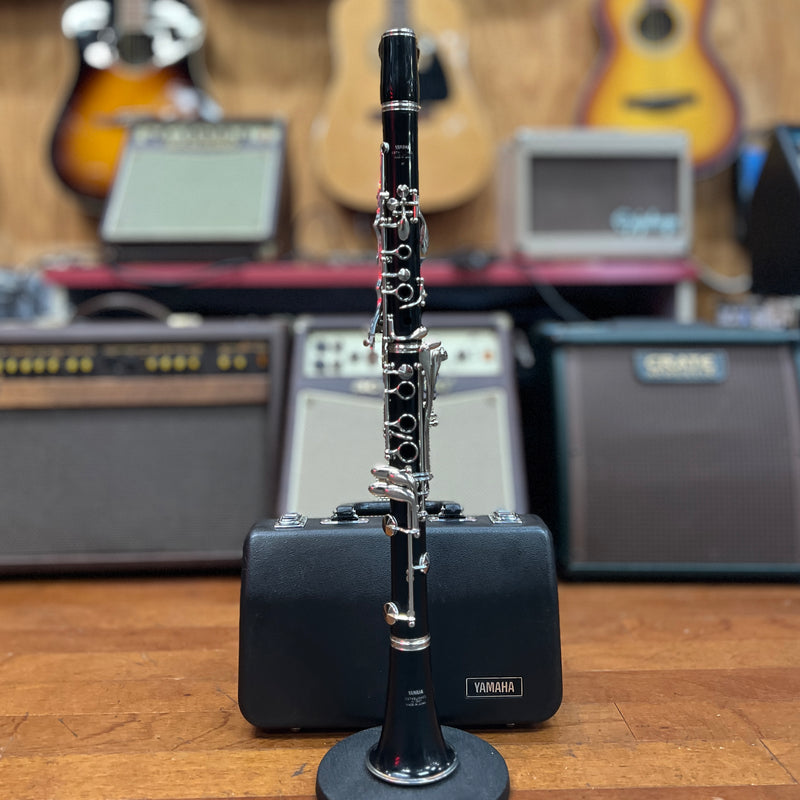 CERTIFIED USED Yamaha 20 Student Clarinet Outfit, Japan - Serial 108042A