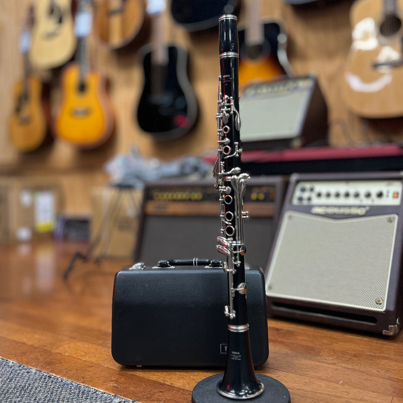 CERTIFIED USED Yamaha 20 Student Clarinet Outfit, Japan - Serial 108042A