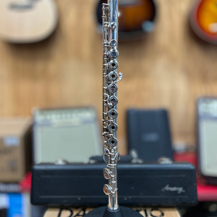 CERTIFIED USED Yamaha 225NII Student Flute Outfit, Japan, Serial 304598A