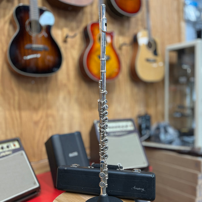 CERTIFIED USED Yamaha 225NII Student Flute Outfit, Japan, Serial 304598A