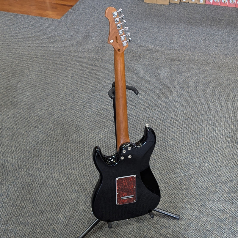 JET Guitars JS-400 BK Solidbody Strat-Style Guitar - Black HSS, Roasted Maple Neck