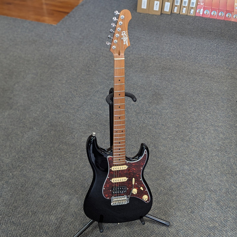 JET Guitars JS-400 BK Solidbody Strat-Style Guitar - Black HSS, Roasted Maple Neck