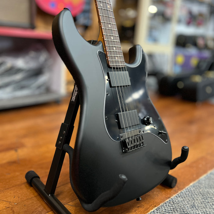 JET Guitars JS-400 MBK R  Strat-style Electric Guitar, Matte Black