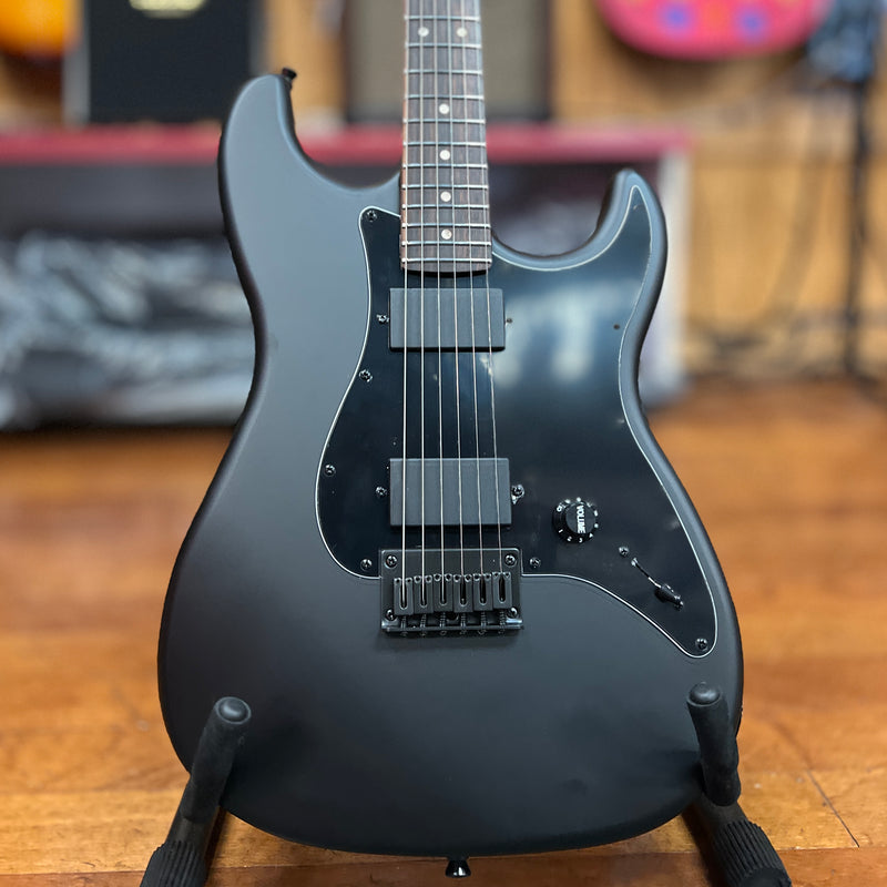 JET Guitars JS-400 MBK R  Strat-style Electric Guitar, Matte Black