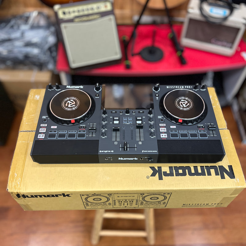 OPEN BOX Numark Mixstream Pro + Standalone Streaming DJ Controller Black