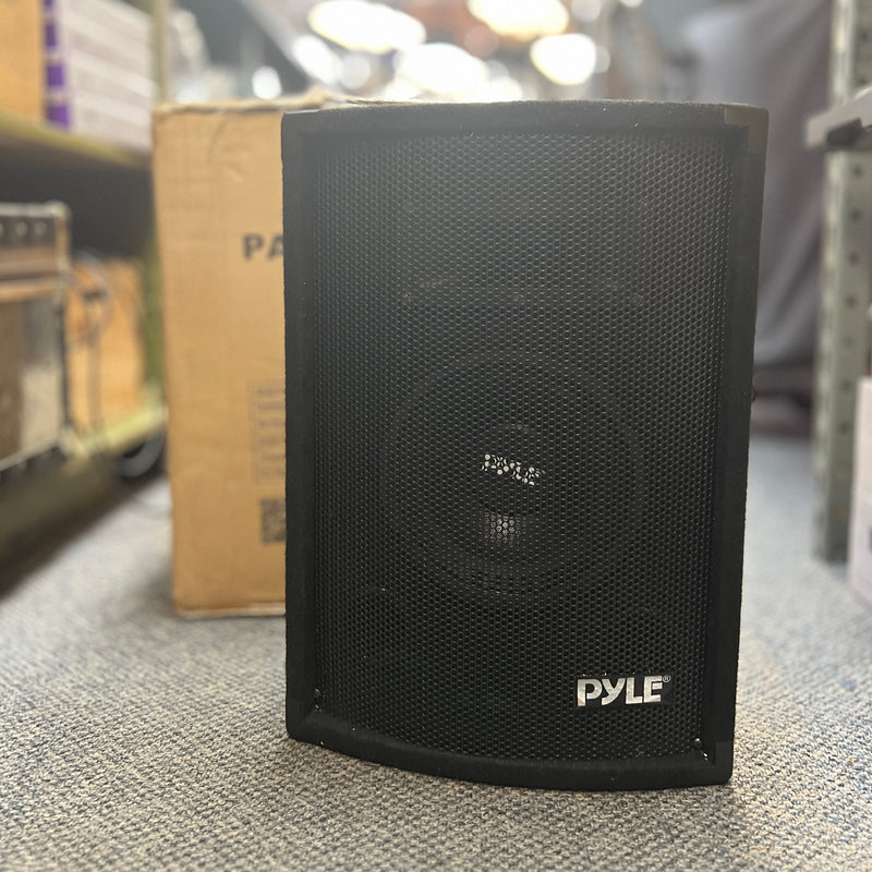 OPEN BOX Pyle PADH879 300 Watt 8" Two-Way Speaker Cabinet