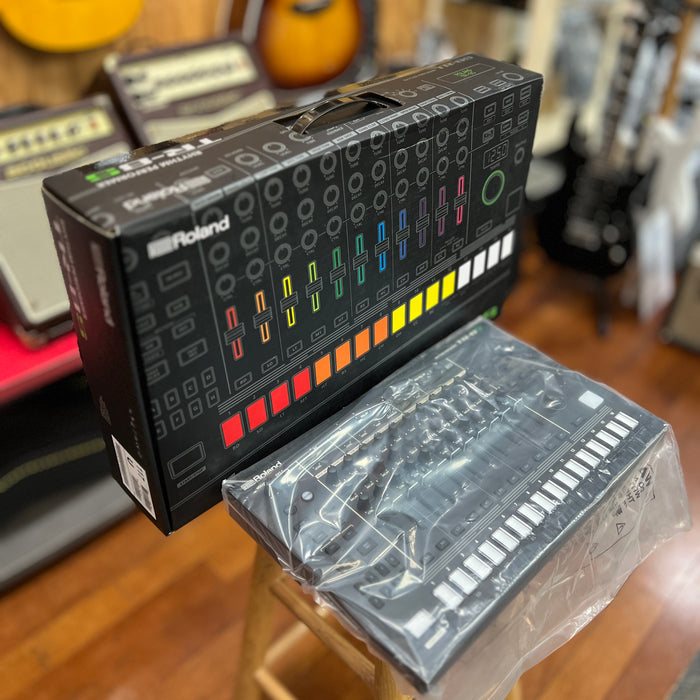 OPEN BOX Roland TR-8S Rhythm Performer | Advanced Drum Machine