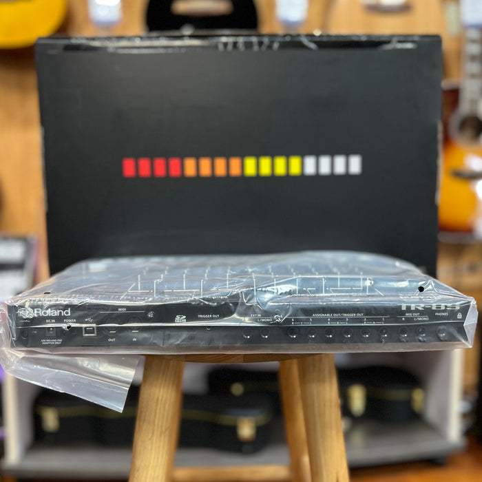 OPEN BOX Roland TR-8S Rhythm Performer | Advanced Drum Machine