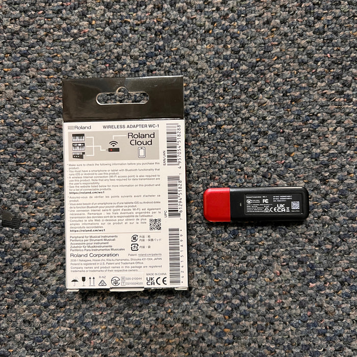 OPEN BOX Roland WC-1 Wireless USB Adapter and Roland Cloud Pro