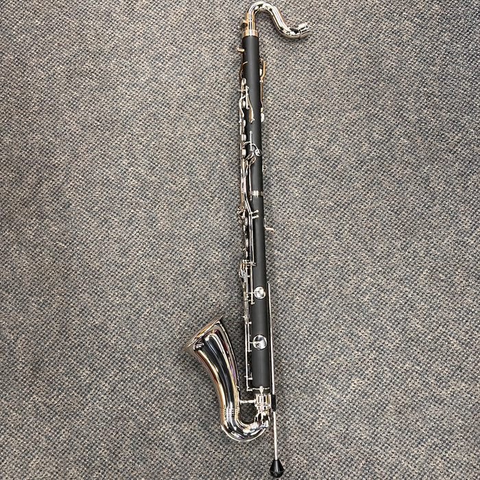 Strauss 6400 Student Bass Clarinet Outfit, Low E, Nickel Keys