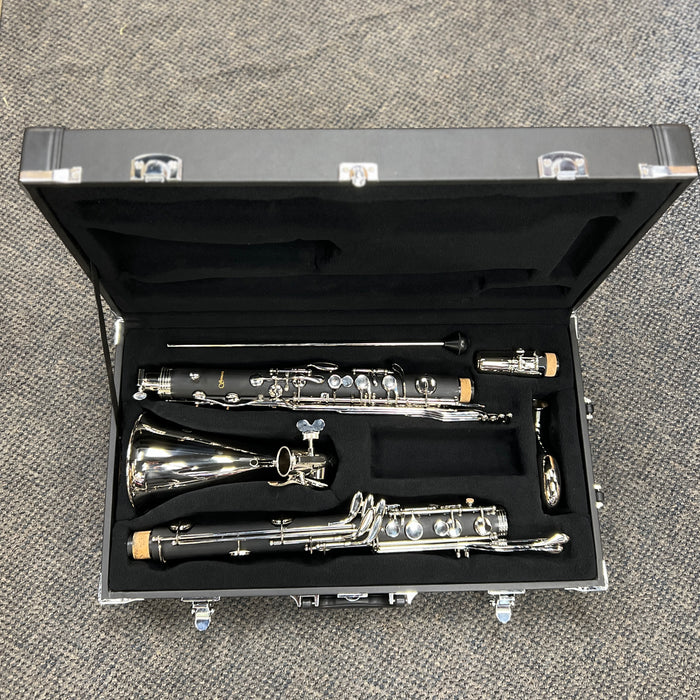 Strauss 6400 Student Bass Clarinet Outfit, Low E, Nickel Keys