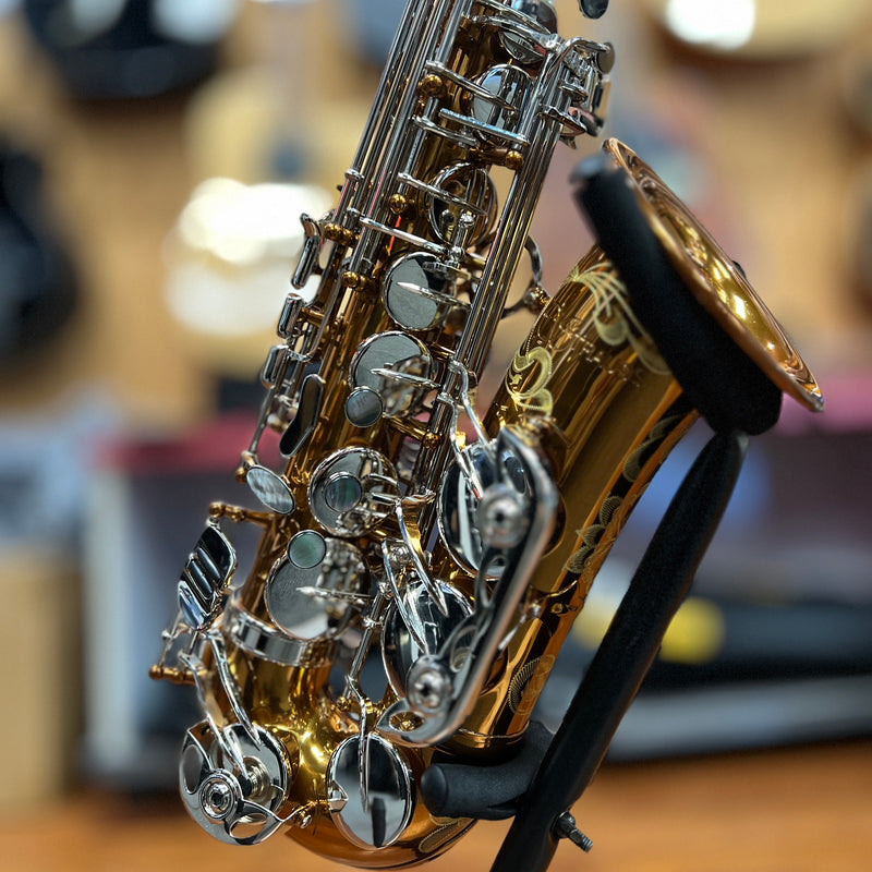 Strauss Super 70 Intermediate Alto Saxophone Outfit, Vintage Copper Lacquer