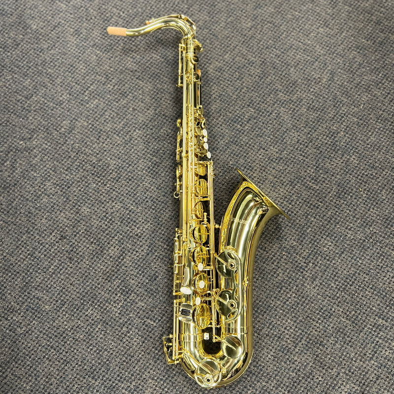 Strauss Super 70 Intermediate Tenor Saxophone Outfit, Gold Laquer