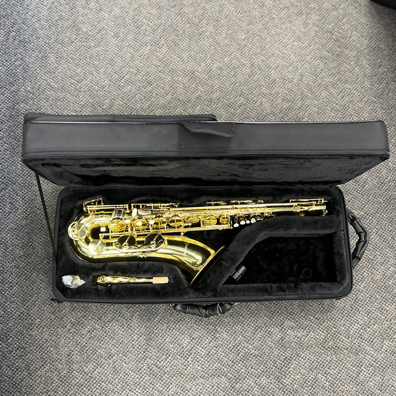 Strauss Super 70 Intermediate Tenor Saxophone Outfit, Gold Laquer