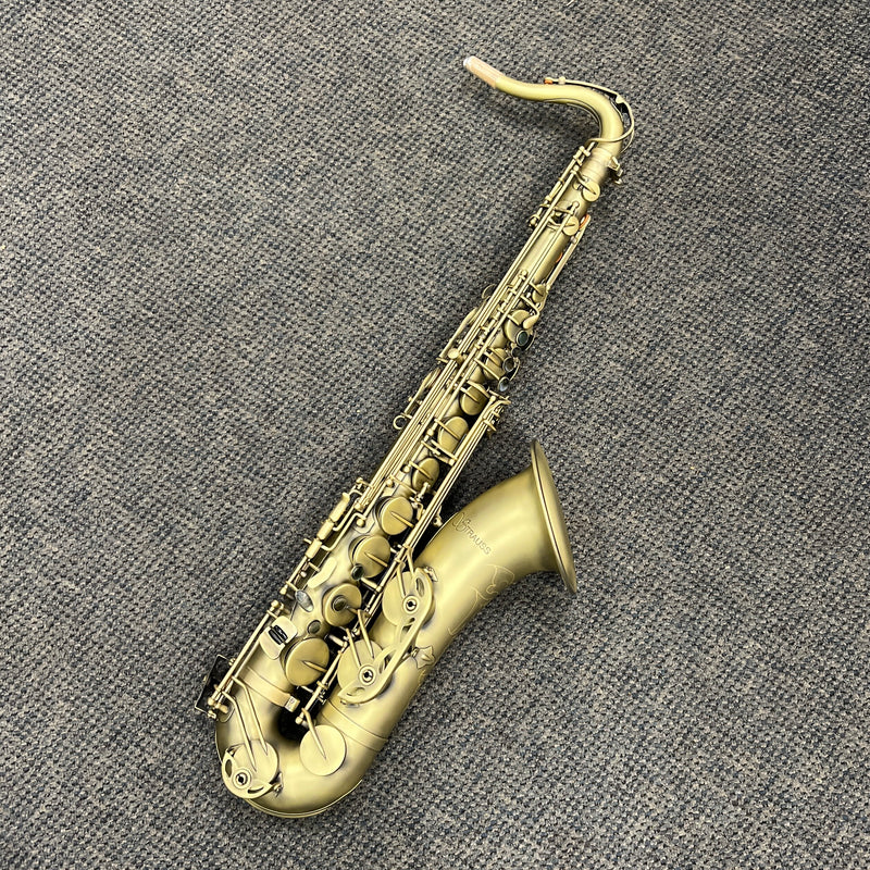 Strauss Super 70 Intermediate Tenor Saxophone Outfit, Matte Antique Lacquer