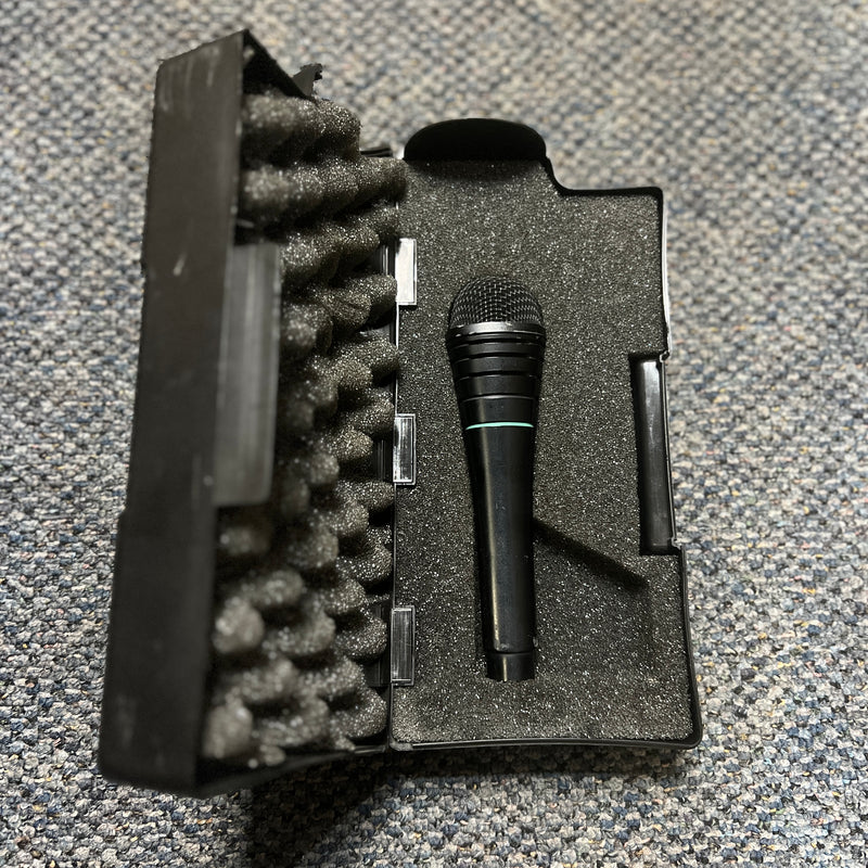 USED AKG D 3700 Dynamic Microphone w/ Case