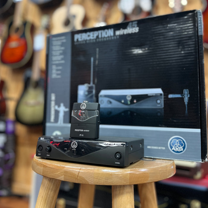 USED AKG Perception 45 Wireless Lapel System w/ AKG Handheld (Band A 530-559 MHz)