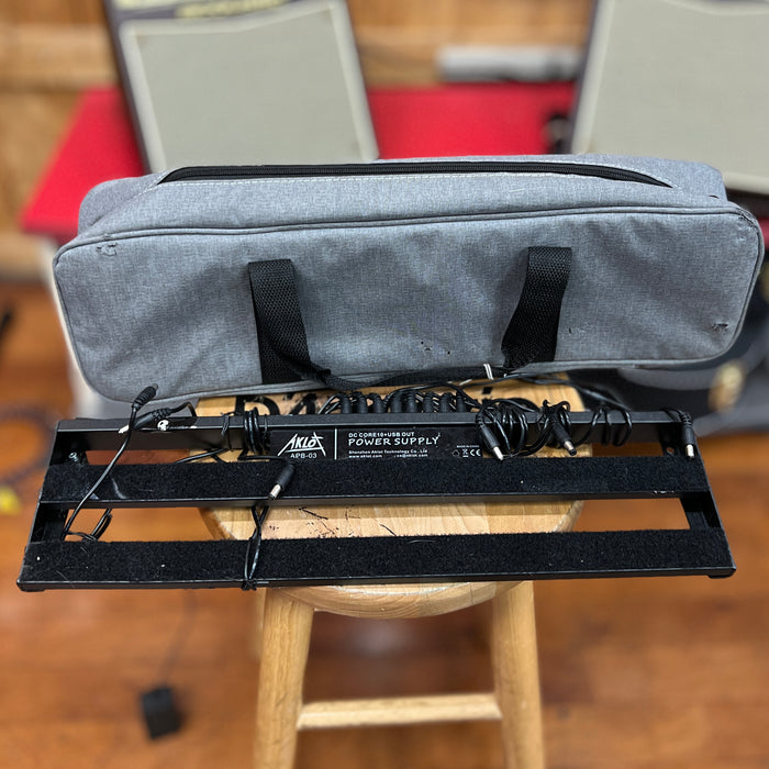 USED AKLOT Guitar Pedal Board with Built-in Power Supply and Bag