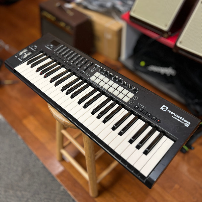 USED AS-IS Novation Launchkey 49 MKII USB MIDI Keyboard Controller