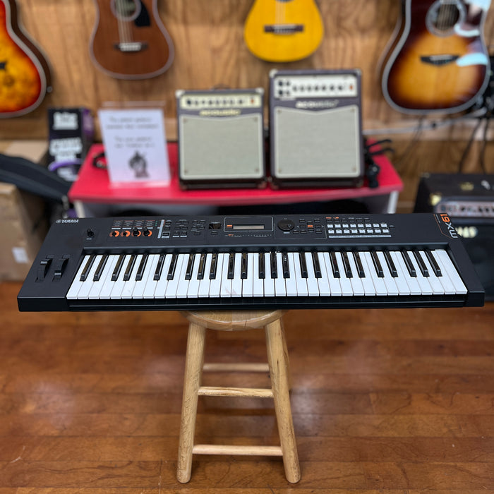 USED AS-IS Yamaha MX61 - 61 Note Workstation Keyboard
