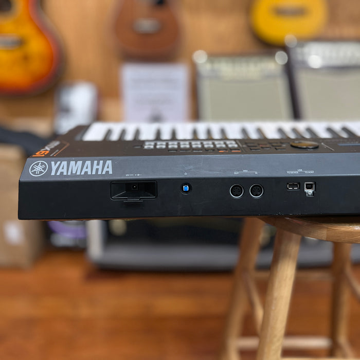 USED AS-IS Yamaha MX61 - 61 Note Workstation Keyboard