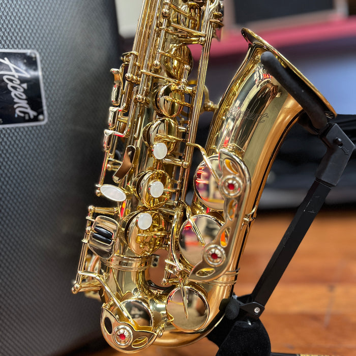 USED Accent Model AS710L Alto Saxophone w/ Case