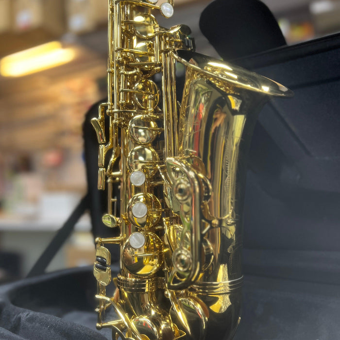 USED Allora AAS-250 Student Series Alto Saxophone Outfit