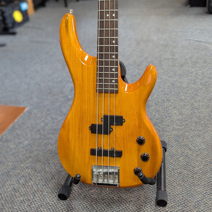 USED Alvarez Villain 4 String Electric Bass, Natural w/ Original HSC
