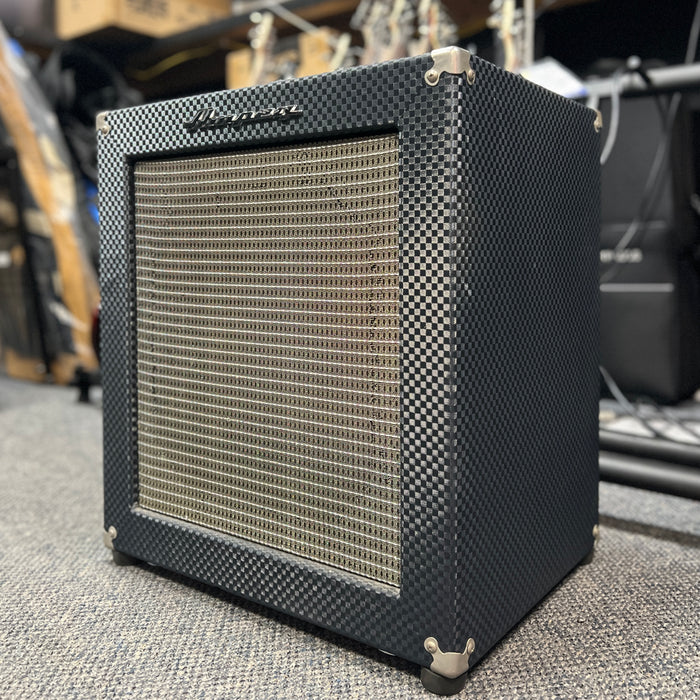 USED Ampeg B-100R Bass Combo Amp