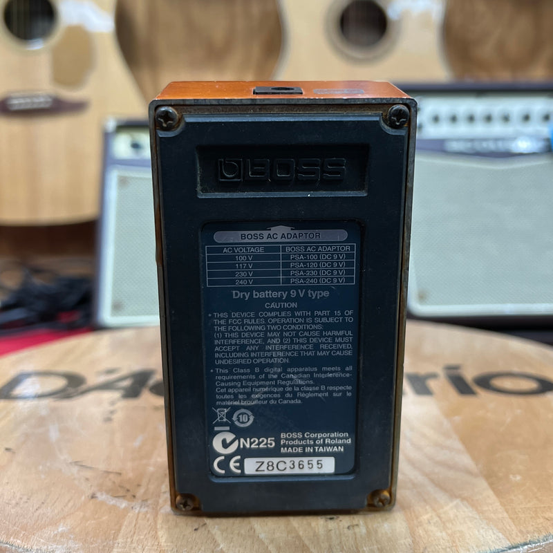 USED BOSS DA-2 Adaptive Distortion Guitar Pedal