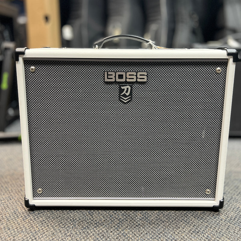 USED BOSS Katana 100 100W 1X12 Guitar Combo Amp, White