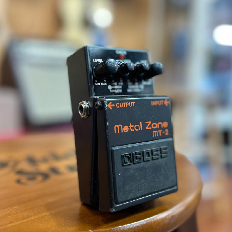 USED BOSS Mt-2 Metal Zone Effect Pedal-Dirt Cheep