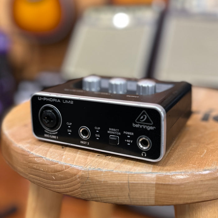 USED Behringer U-Phoria UM2 USB Audio Interface