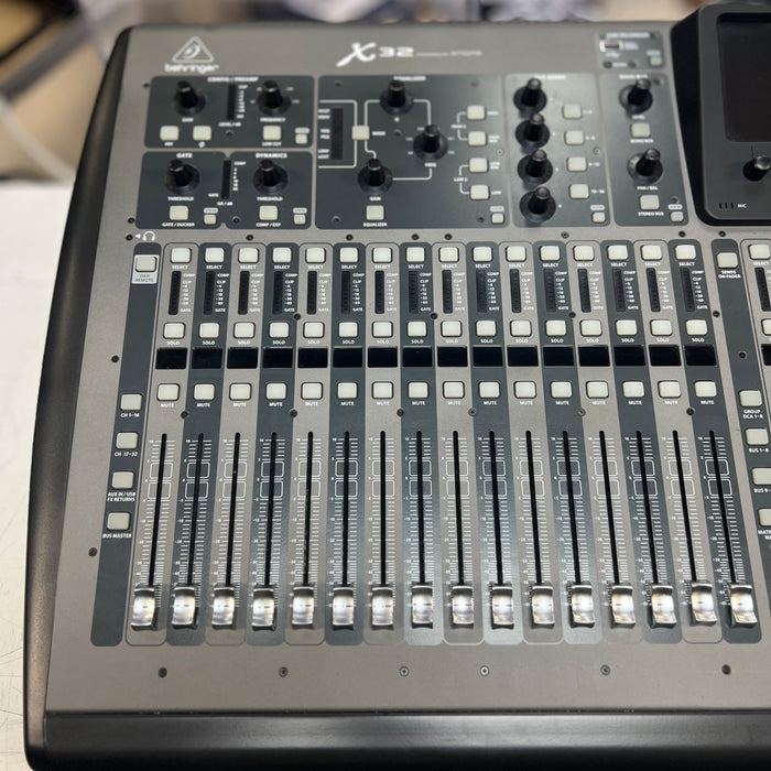 USED Behringer X32 40-Channel, Digital Mixer w/ X-LIVE Card