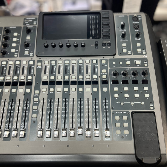 USED Behringer X32 40-Channel, Digital Mixer w/ X-LIVE Card
