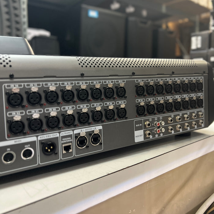 USED Behringer X32 40-Channel, Digital Mixer w/ X-LIVE Card