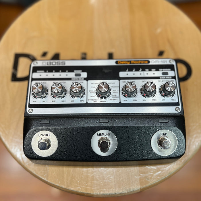 USED Boss DM-101 Delay Machine
