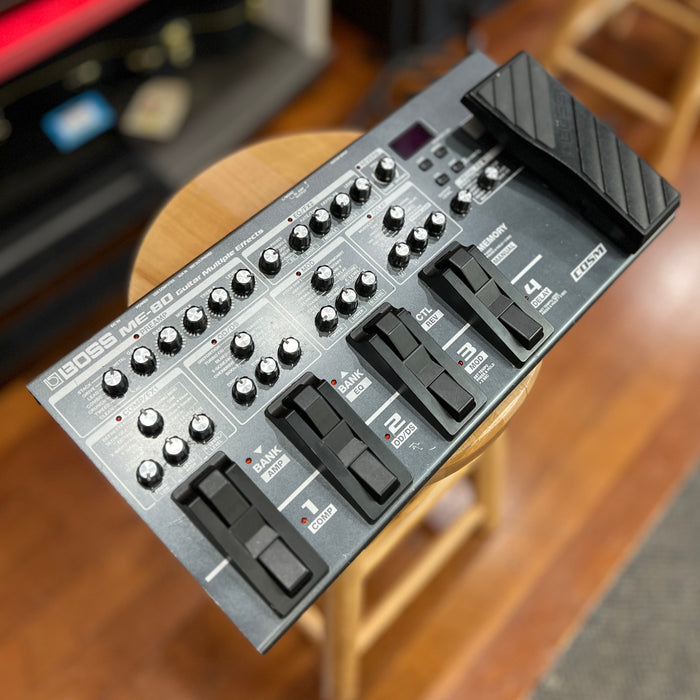 USED Boss ME-80 Guitar Multi-Effects Pedal