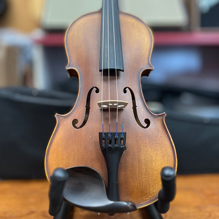 USED Brandenburg VN-1080 Antiqued Violin Outfit with Case and Upgraded Bow, 4/4