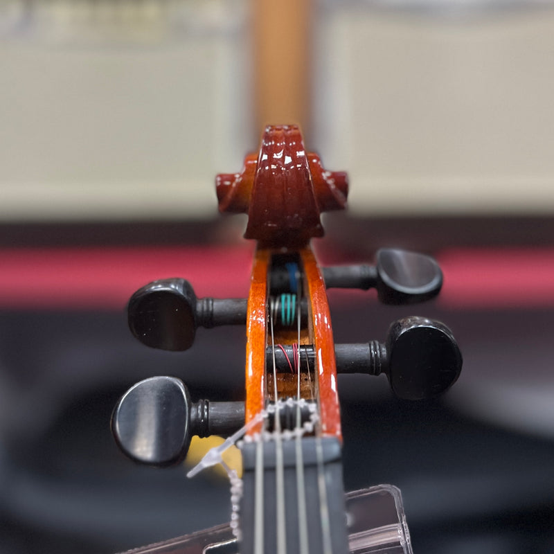 USED Brandenburg VN-880 Violin Outfit with Case and Bow, 3/4