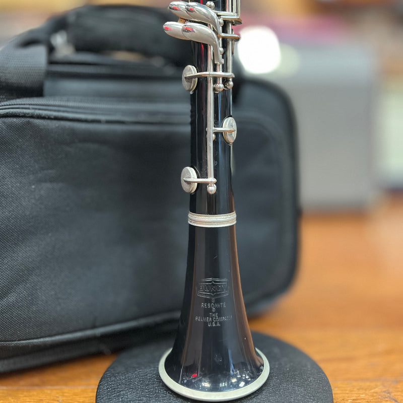 USED Bundy Bb Clarinet Outfit