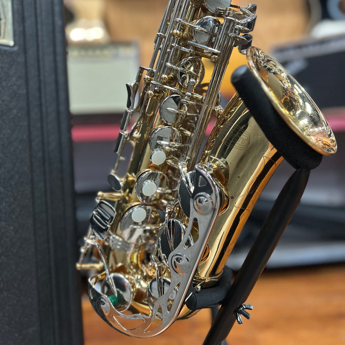 USED Bundy Student Alto Saxophone Outfit (AS11010054)