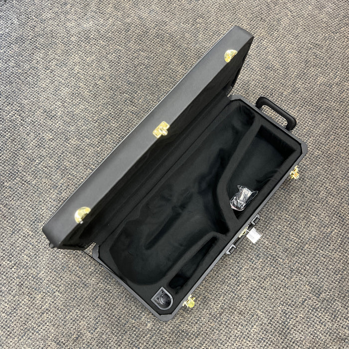 USED Capece Hard Alto Saxophone Case