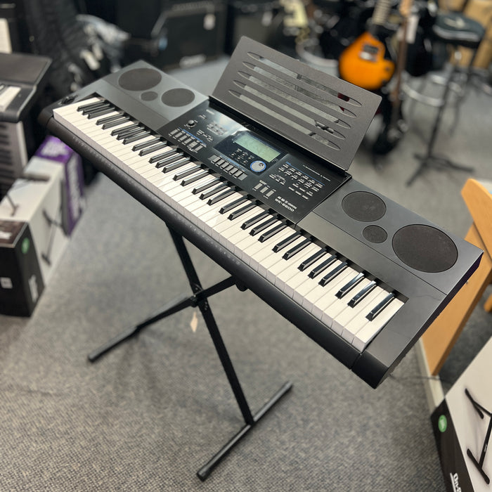 USED Casio WK-6600 76-Key Portable Keyboard w/ Stand