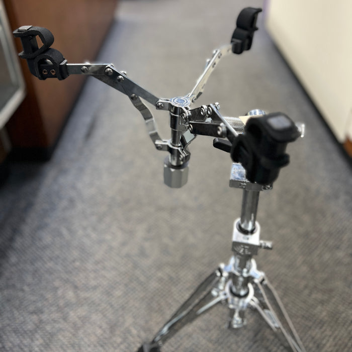 USED DW 9000 Series Airlift Tom/Snare Stand (DWCP9399AL)